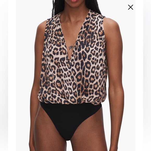 NWT Good American Georgette Wrap Front Bodysuit Good Leopard003 - Picture 4 of 15